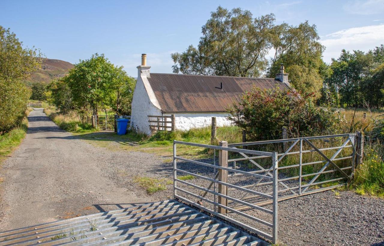 Half Of 12 Camustianavaig Vila Camastianavaig Exterior foto